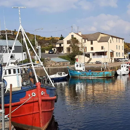 Lakeside Lodging * Dungloe